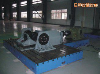 日照微機控制驅(qū)動橋總成扭轉(zhuǎn)試驗機